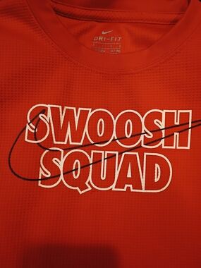 Nike Dri-FIT kids long sleeve Tee - Red Swoosh Squad